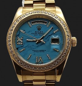 Rolex Day-Date Gold Diamonds Light Blue