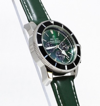 Breitling Superocean B01 Chronograph 44 Green