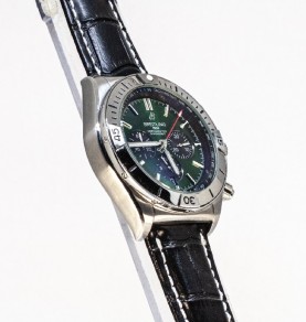 Breitling Chronomat B01 Bentley Green 
