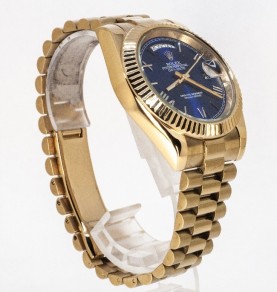 Rolex Day-Date Gold Blue Roman Dial